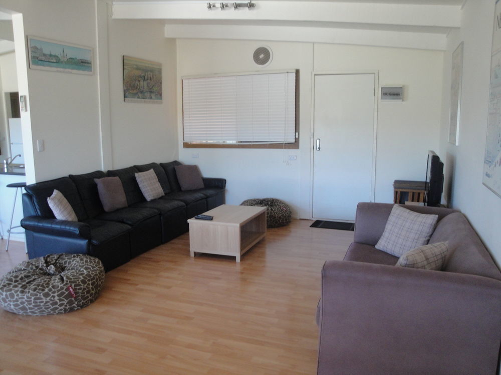 Off Mountain Accommodation Merrijig Extérieur photo