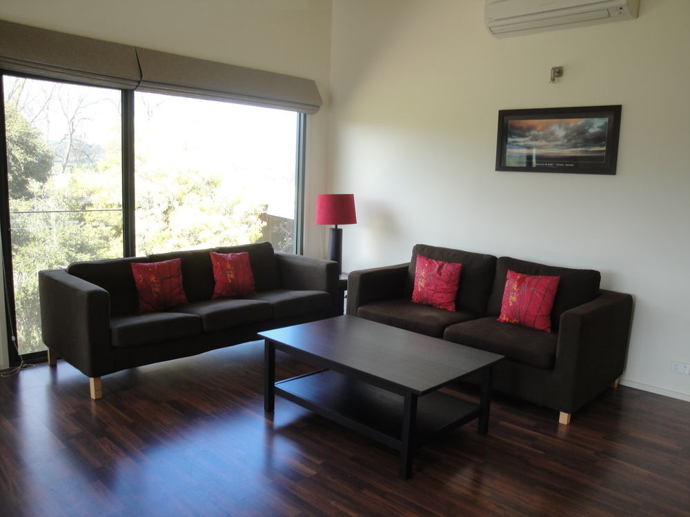 Off Mountain Accommodation Merrijig Extérieur photo